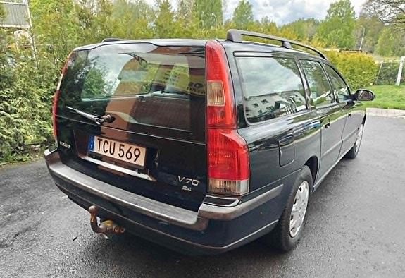 Volvo V70 13 of 17