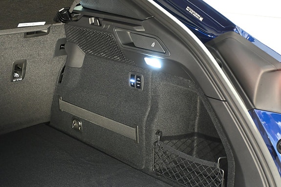 Porsche Macan 4 9 of 22