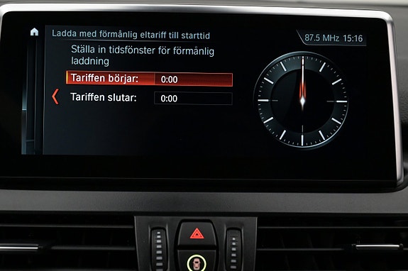BMW 225xe 19 of 27