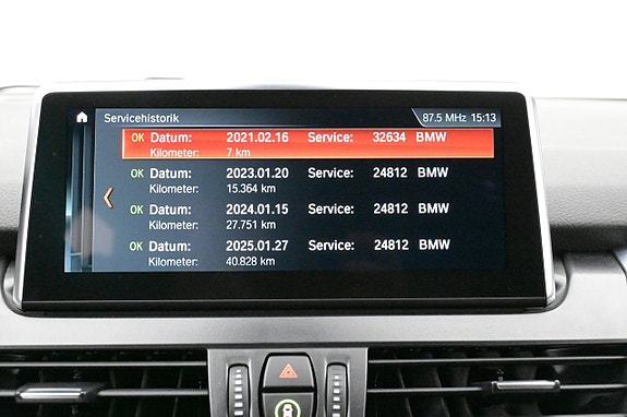 BMW 225xe 20 of 27