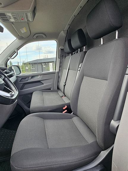 Volkswagen Transporter 8 of 9