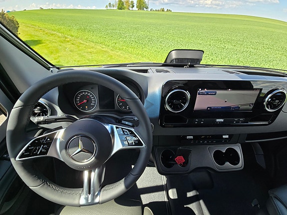 Hymer Grand Canyon S Xperience 17 of 19
