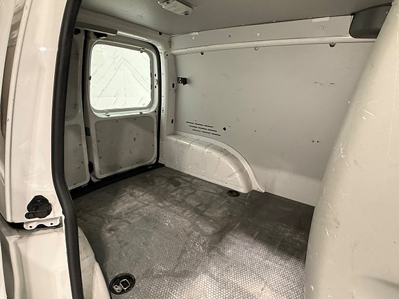 Volkswagen Caddy 13 of 17