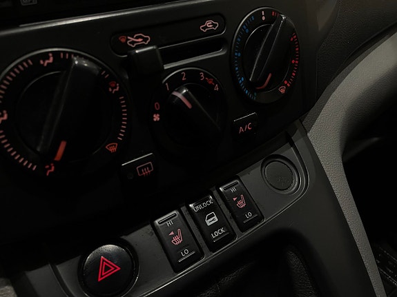Nissan NV200 13 of 14