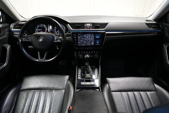 Skoda Superb 9 of 18