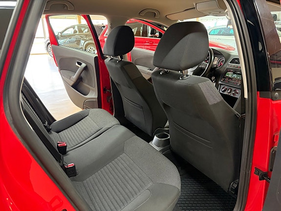 Volkswagen Polo 14 of 21