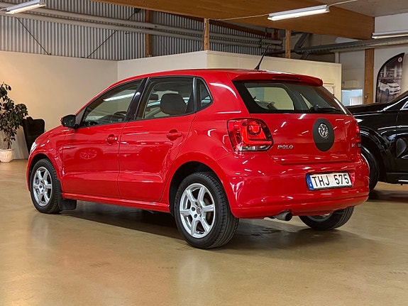 Volkswagen Polo 10 of 21