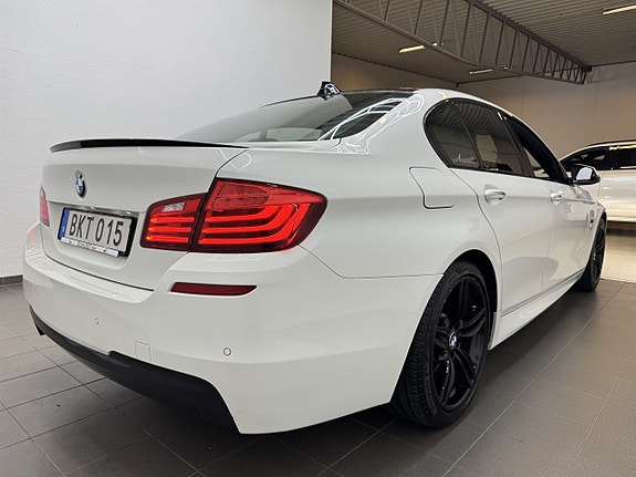 BMW 520 3 of 5