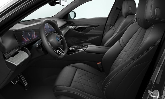 BMW i5 4 of 4