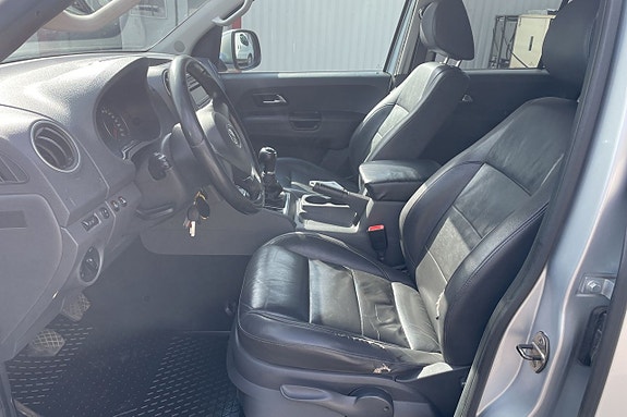 Volkswagen Amarok 6 of 20