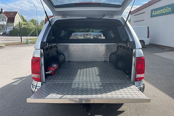 Volkswagen Amarok 18 of 20