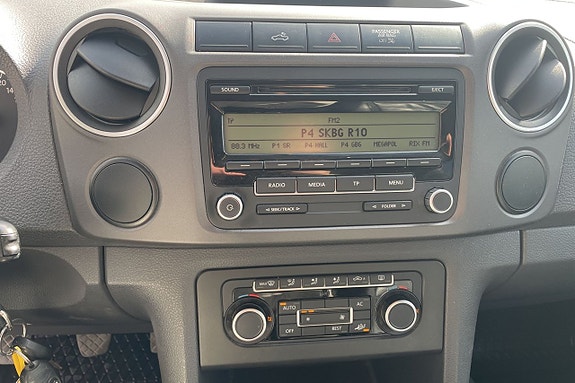 Volkswagen Amarok 10 of 20