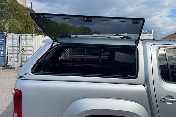 Volkswagen Amarok 19 of 20