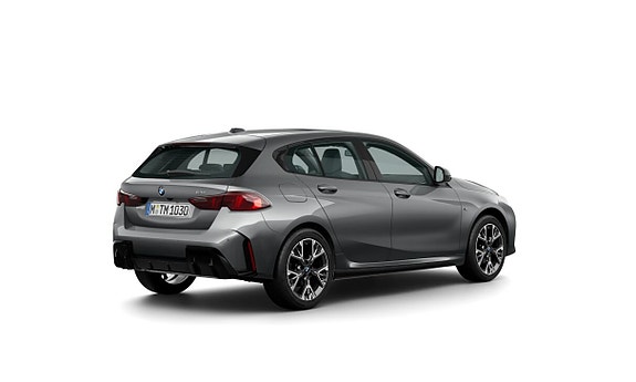 BMW 120 2 of 4
