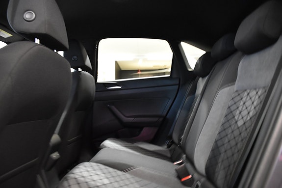 Volkswagen Taigo 12 of 15