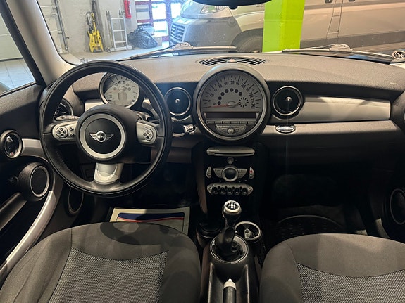 MINI Clubman Cooper 12 of 12
