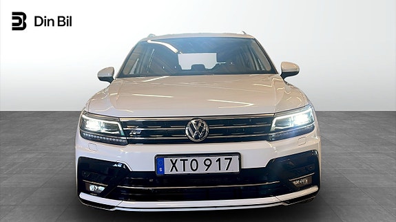 Volkswagen Tiguan Allspace 4 of 5