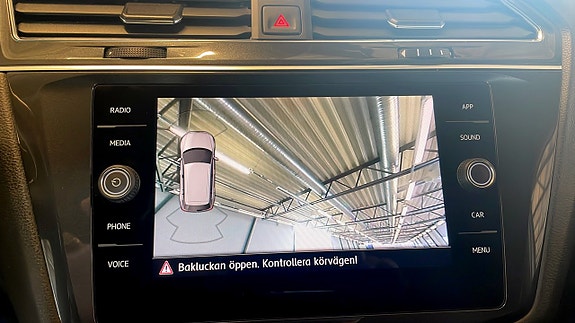 Volkswagen Tiguan Allspace 14 of 14