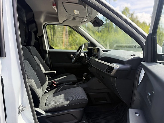 Ford Transit Courier 11 of 22