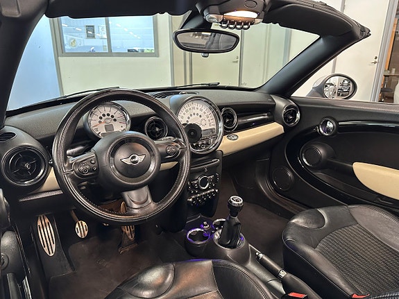 MINI Roadster Cooper S 7 of 10