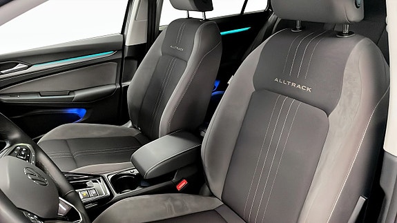 Volkswagen Golf I 8 of 13