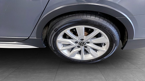 Volkswagen Golf I 6 of 13