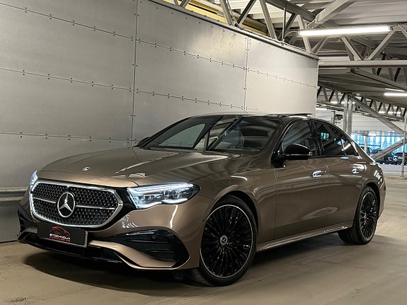 Mercedes-Benz E200 2 of 5