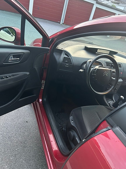 Citroen C4 5 of 5