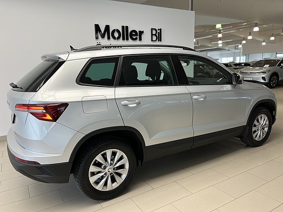 Skoda Karoq 3 of 5