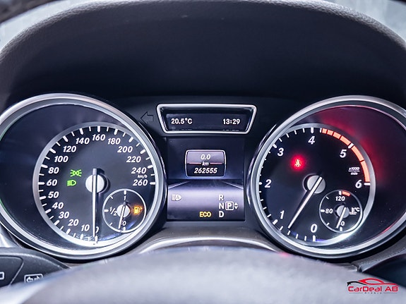 Mercedes-Benz ML350 20 of 30