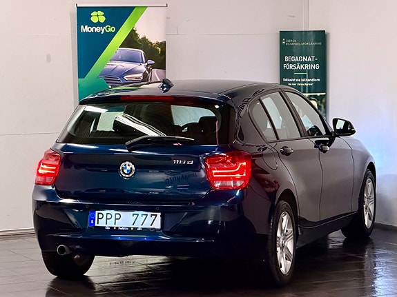 BMW 116d 4 of 17