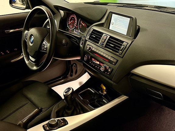BMW 116d 11 of 17