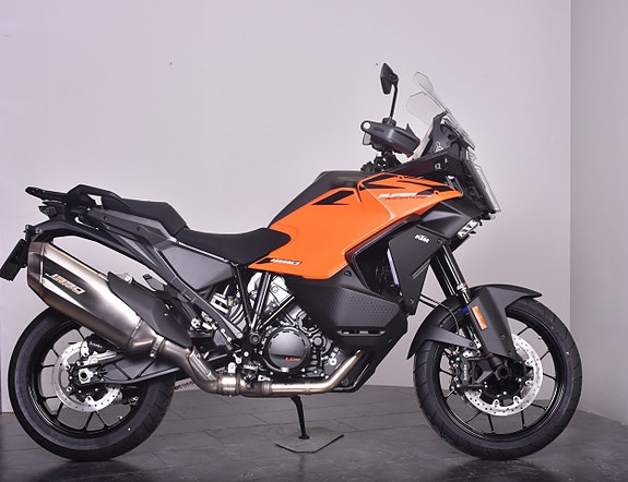 KTM 1390 SUPER ADVENTURE S Spara 20 000kr/ Demo hoj/ Endast 180 mil 2 of 16