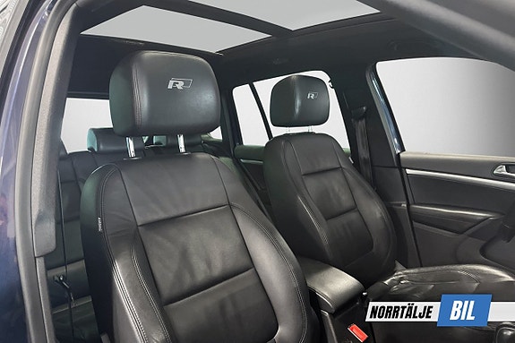 Volkswagen Tiguan 12 of 17