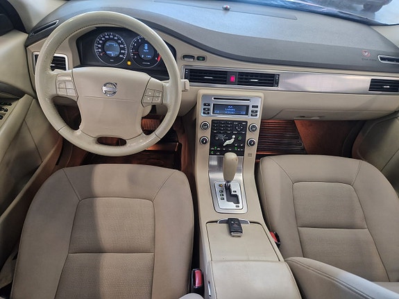 Volvo S80 6 of 19