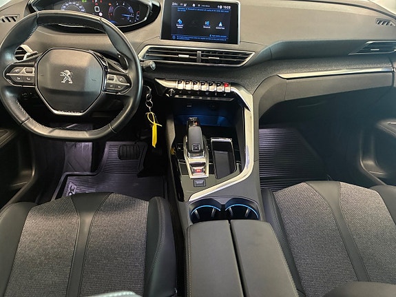 Peugeot 3008 15 of 22