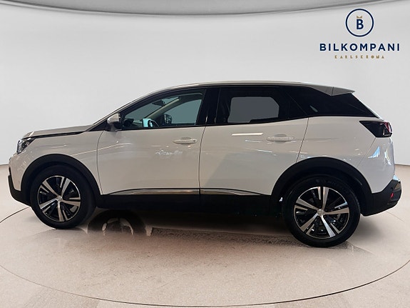 Peugeot 3008 2 of 5