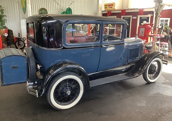 Ford Model A 6 of 22