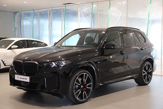 BMW X5 2 of 5
