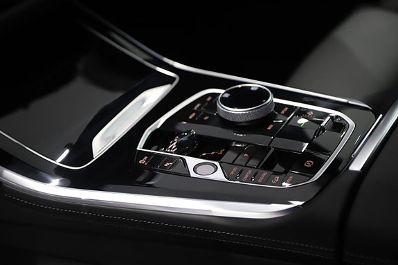 BMW X5 13 of 15