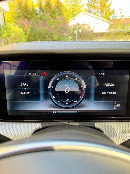 Mercedes-Benz E220 d 12 of 20