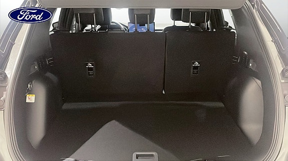Ford Kuga 10 of 10