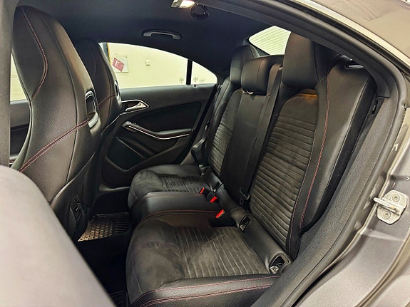 Mercedes-Benz CLA220 5 of 5