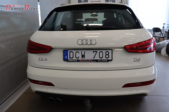 Audi Q3 4 of 5