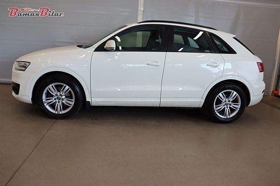Audi Q3 2 of 5