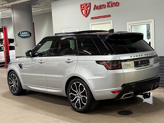 Land Rover Range Rover Sport 3 of 5