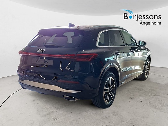 Audi Q5 3 of 5
