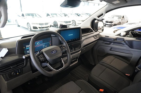 Ford Transit Custom 2 of 5