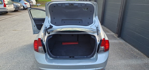Volvo S40 7 of 13