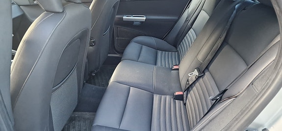 Volvo S40 10 of 13